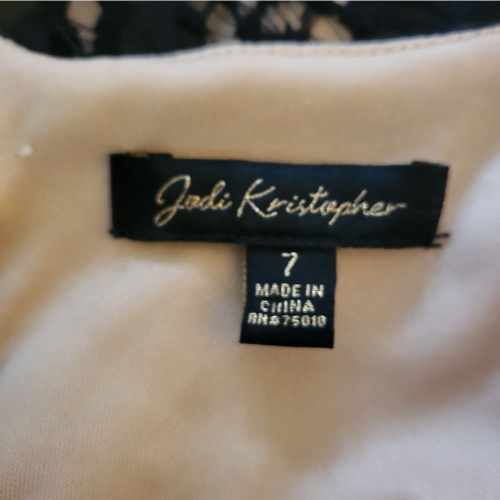 Jodi CHRISTOPTHER DRESS - Picture 4 of 4